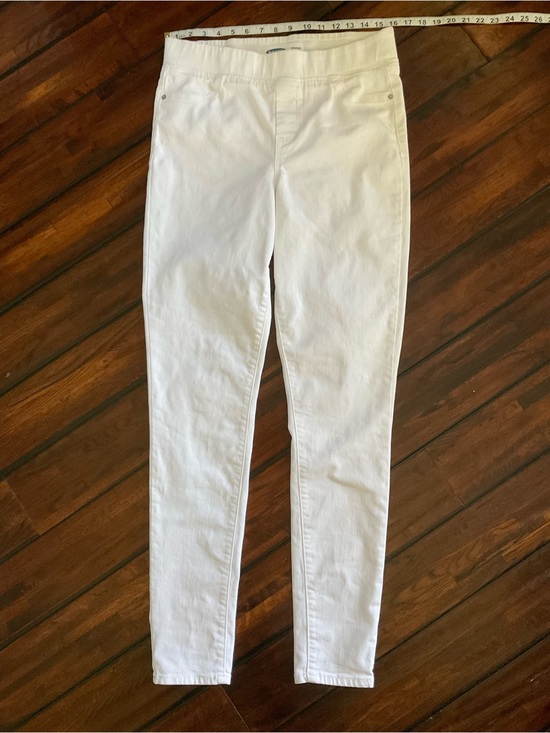 Old Navy Denim - Old Navy White Women's Skinny Jeans Size 6
